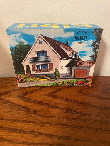 Brand new open box - an,